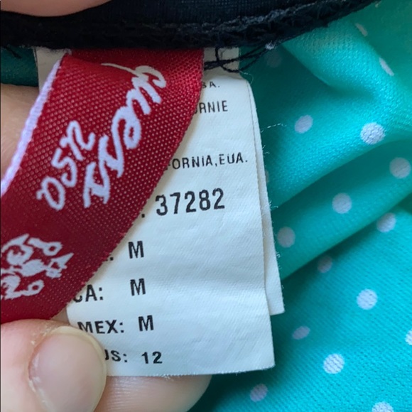 High waisted Guess bikini bottoms size Medium - Picture 3 of 4